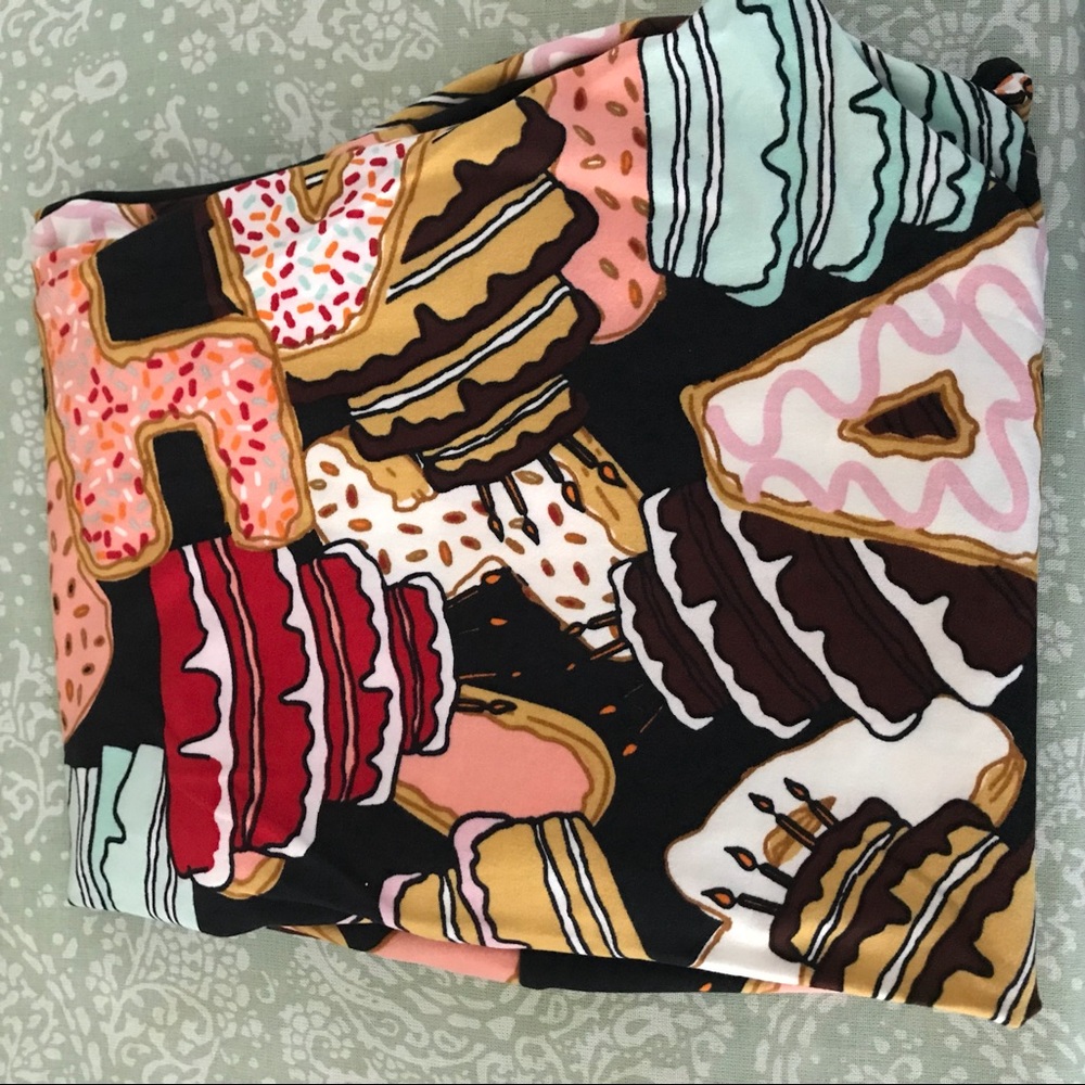 LuLaRoe “4th” birthday leggings